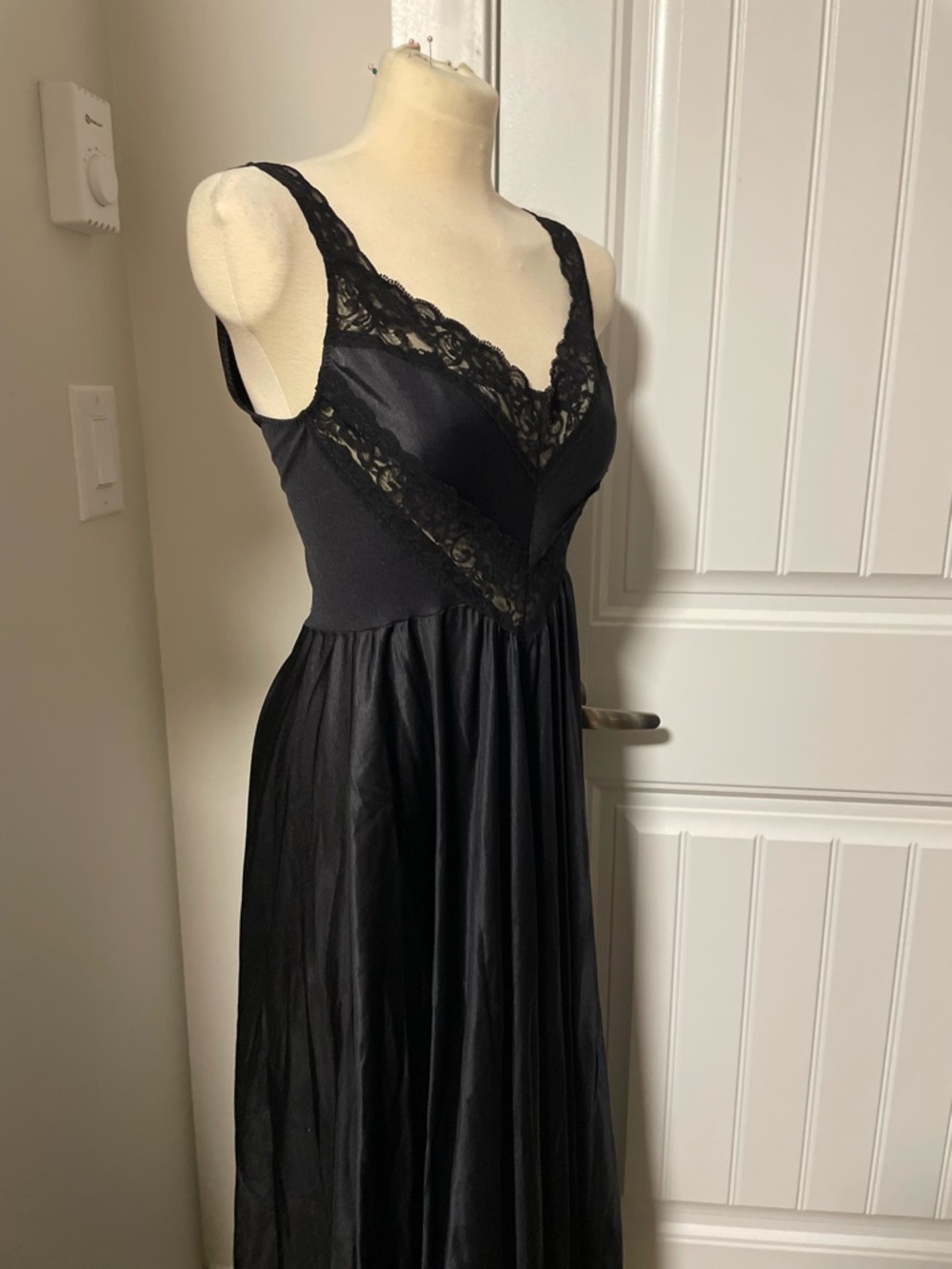 Vintage floor length slip xs/s - Picture 4 of 8